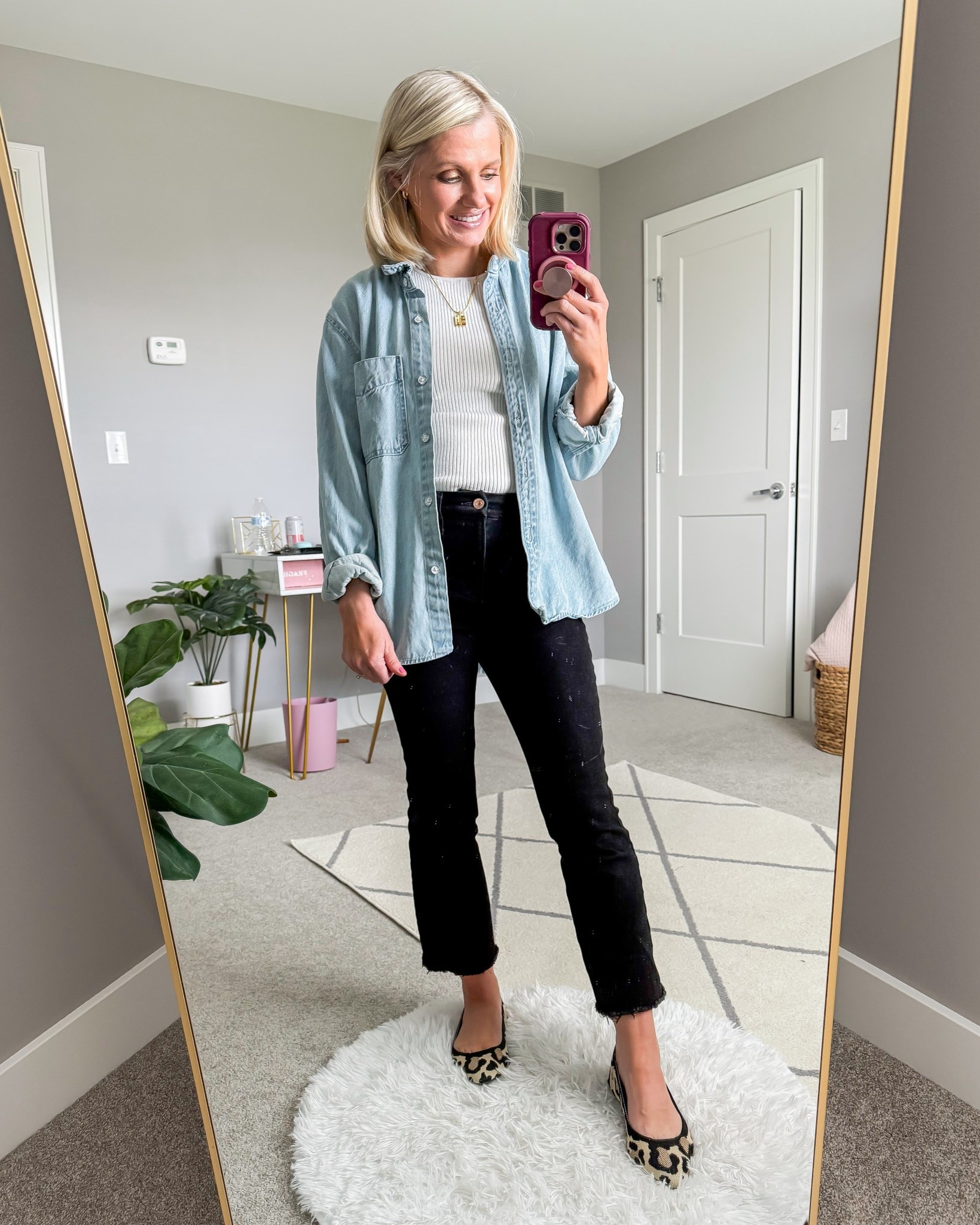 What I wore this week as a 40-year old mom of 2! Top- small || chambray shirt- medium || jeans- small (I cut the hem) 

#LTKPetite #LTKOver40 #LTKStyleTip