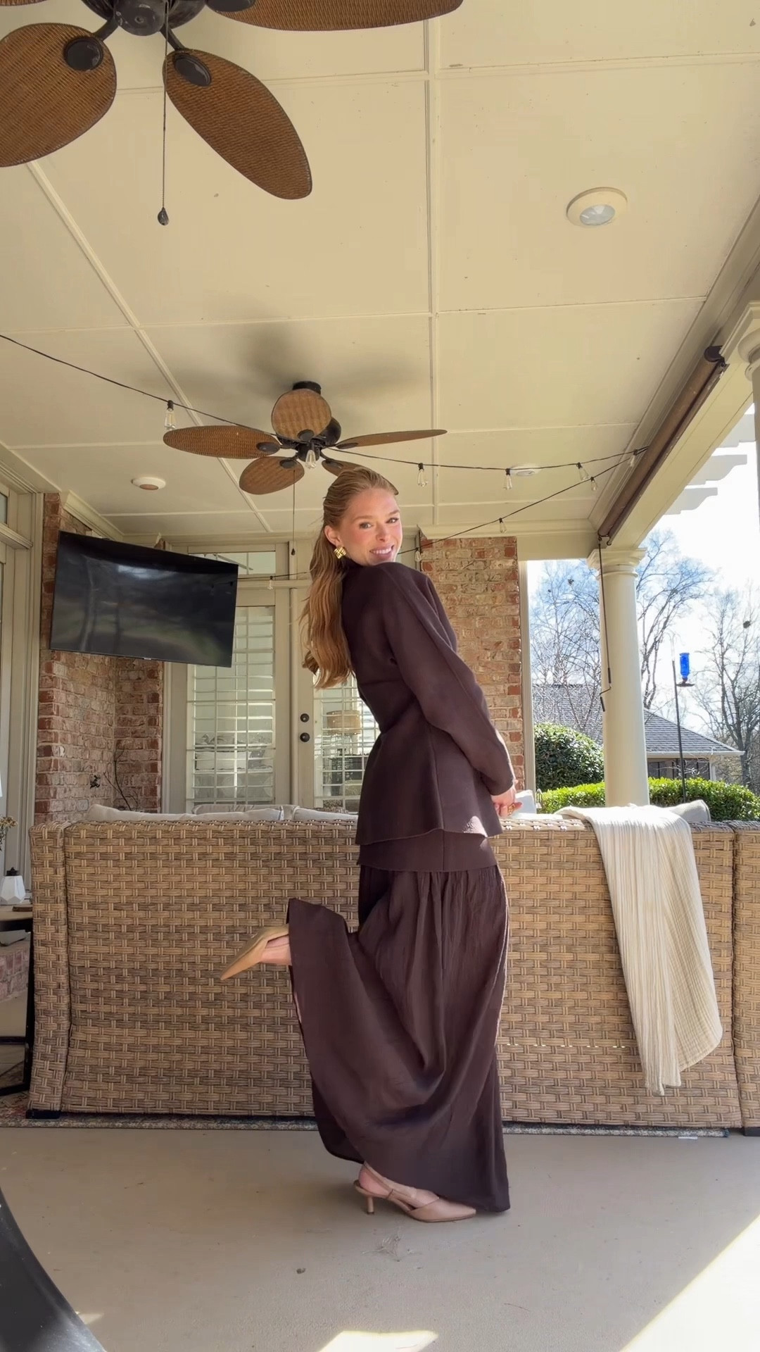 Monochromatic outfits are one of the easiest ways to elevate your outfit and style!!! this one might just be my new favorite👜🧥🤎

#LTKWorkwear #LTKFindsUnder100 #LTKootd