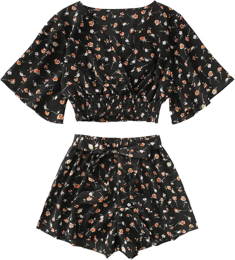 SweatyRocks Women's 2 Piece Boho Print V Neck Butterfly Sleeve Knot Front Crop Top with Shorts Se... | Amazon (US)