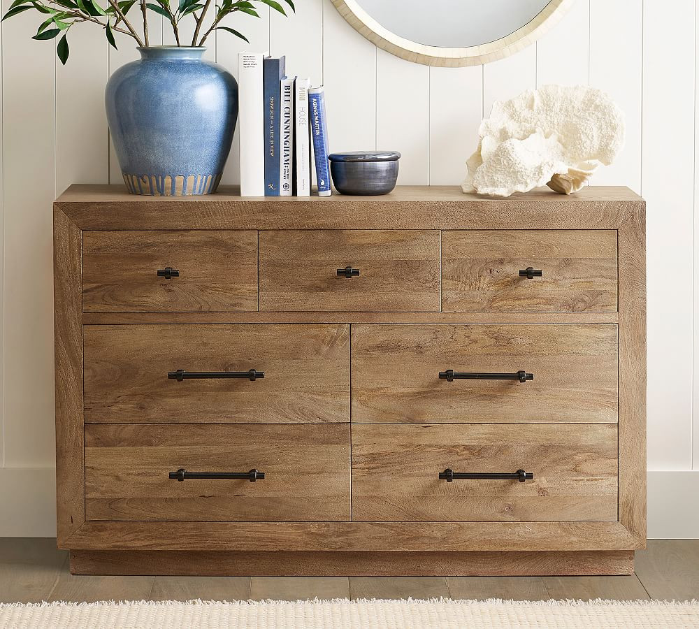 Oakleigh 7-Drawer Dresser | Pottery Barn (US)