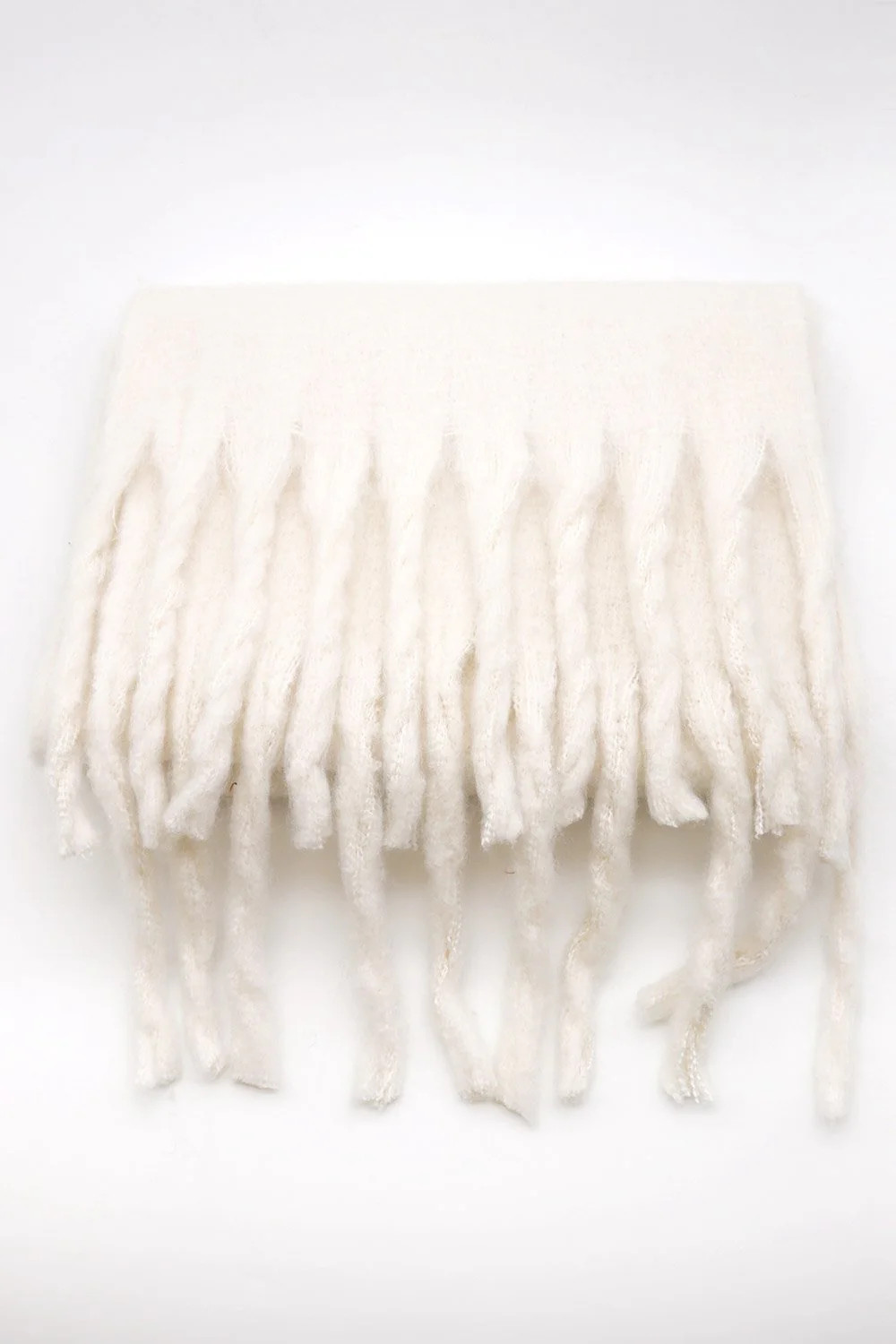 Miracle Fuzzy Scarf | Storets (Global)