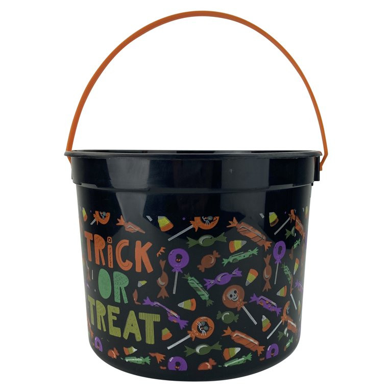 Way To Celebrate Halloween 5-Quart Tossed Bucket, Trick or Treat, Black | Walmart (US)