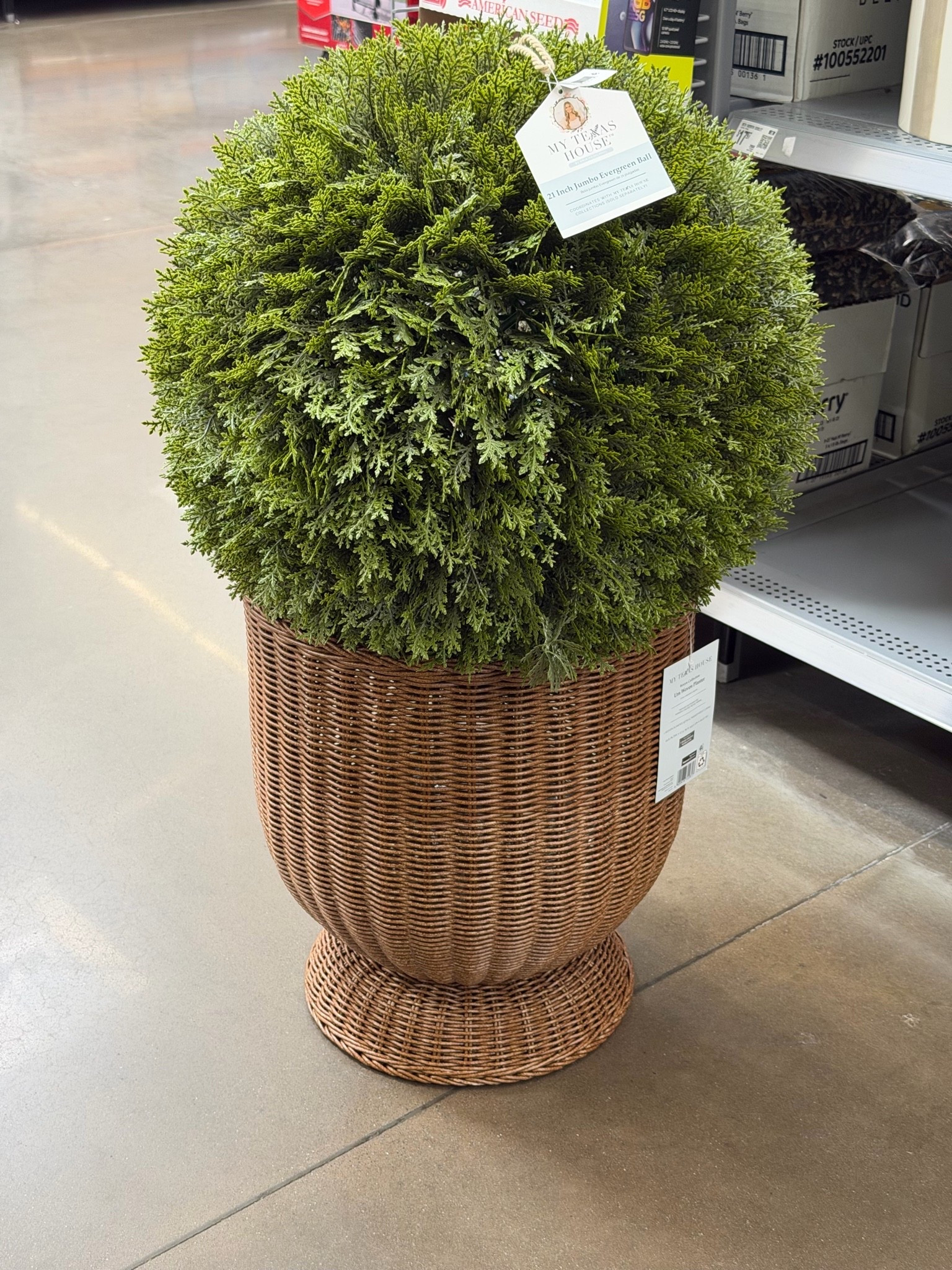 Topiary outdoor porch faux plant planter