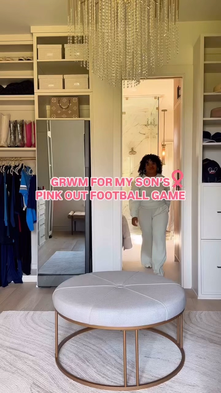 My skirt is 50% off and gazelles are fully in stock!

#LTKSeasonal #LTKSaleAlert #LTKMidsize