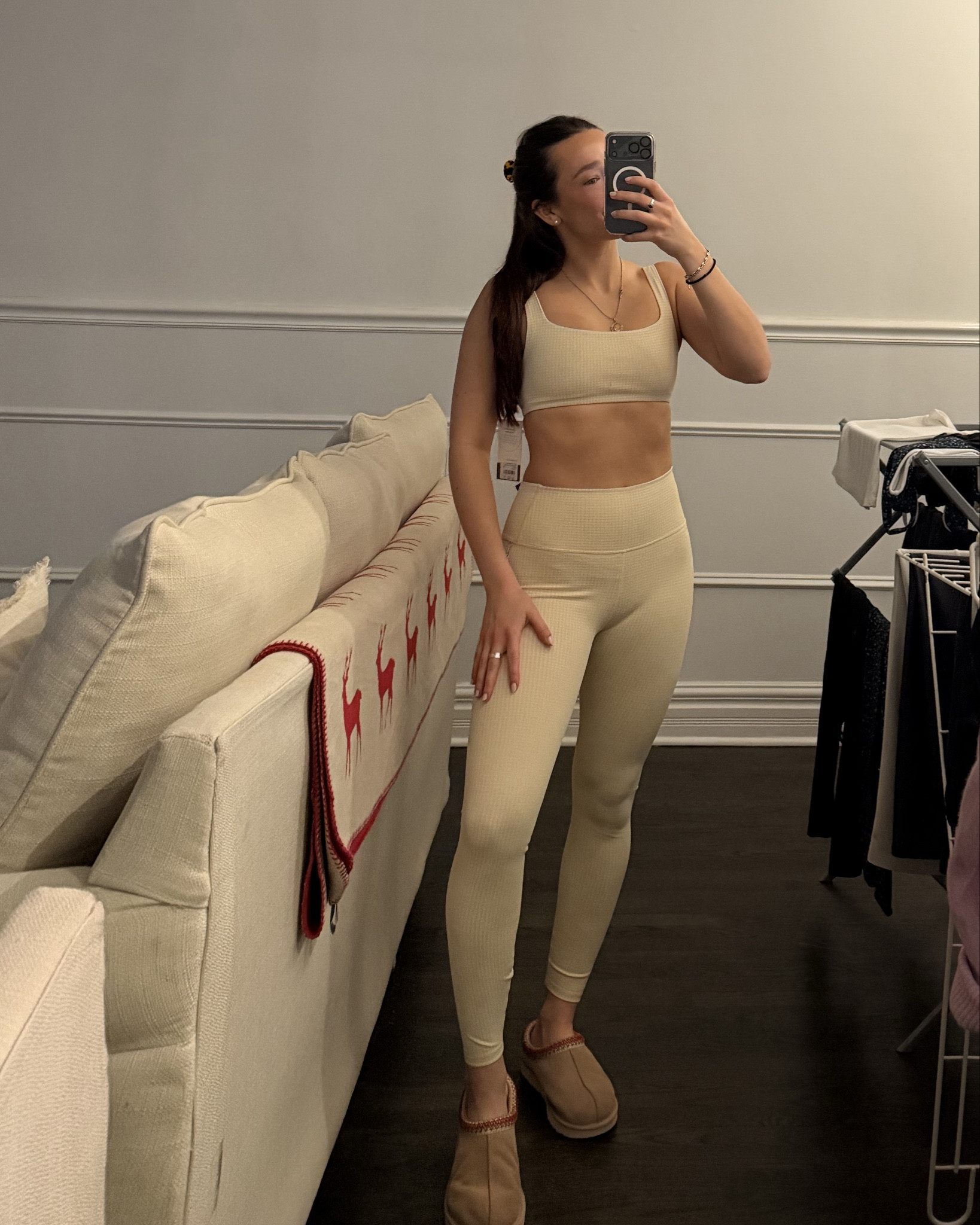 New @Vuori US  workout set in Houndstooth. Iconic. I’ve been loving a patterned set recently ⭐️💛🌙🌼


#workoutset #vuori #houndstooth 

#LTKootd #LTKfitnessgoals #LTKActive