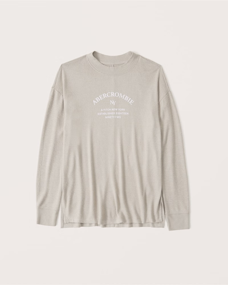 Long-Sleeve Cozy Boyfriend Crew Tee | Abercrombie & Fitch (US)