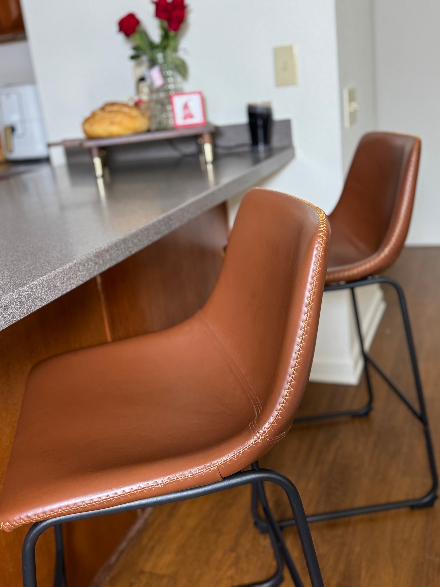 These barstools are officially my boys’ favorite seat in the house 🤍

✔️ Comfortable for kids + adults
✔️ Easy to clean (huge mom win)
✔️ Perfect counter height
✔️ Warm, timeless look

They’re practical, cozy, and fit seamlessly into our everyday kitchen life—snacks, coffee, and all. Linking them here ✨


#LTKHome #LTKFindsUnder100