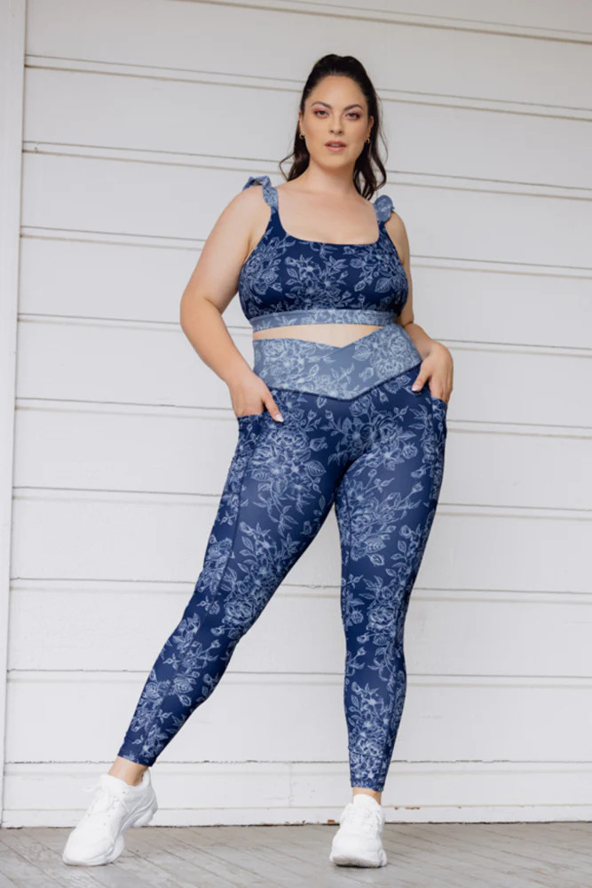 Crisscross Hourglass Legging™ with Pockets - Navy Rose | POPFLEX