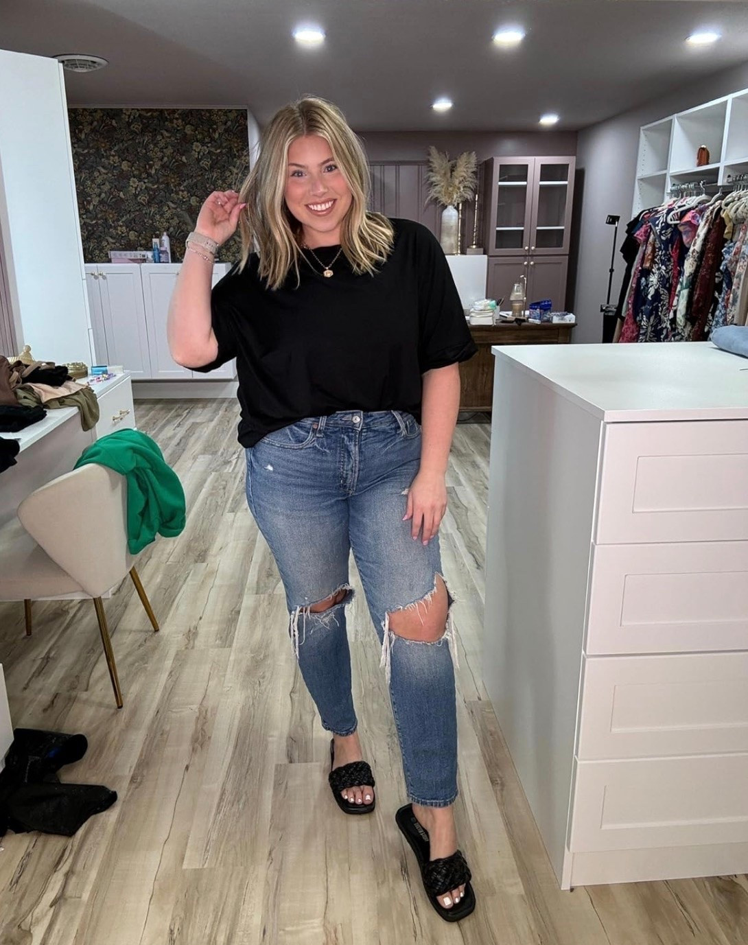 My casual summer look!🖤

#LTKmorningroutine #LTKootd #LTKgrwm