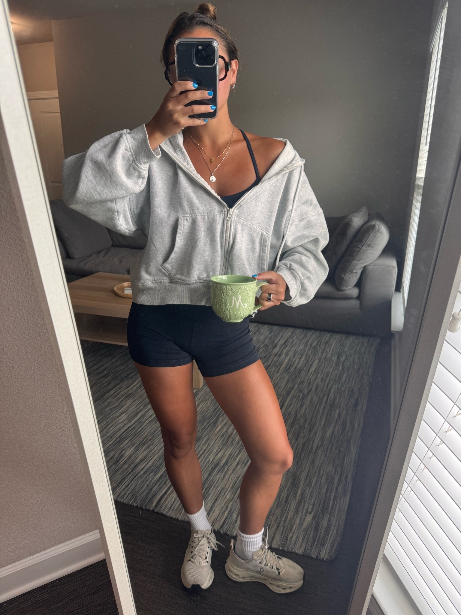 today’s wfh ootd!

#LTKootd #LTKmorningroutine #LTKgrwm