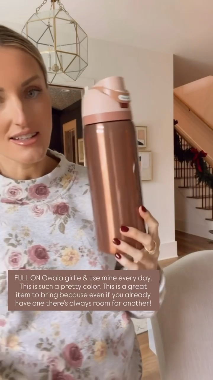 This metallic rose gold Owala is so cute! I love my Owala water bottle and drink out of it everyday! This would be a great gift for a favorite things party!

Loverly Grey, Owala, water bottle, favorite things party, white elephant party 

#LTKGiftGuide #LTKHoliday