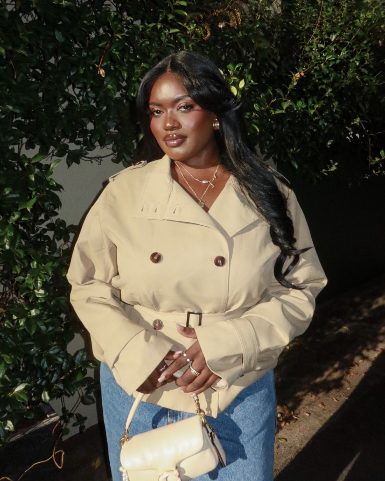 Dressing for change in season can be challenging, the crop trench/jeans combo takes all the guess work out of it! So effortlessly chic 🫶🏾

#LTKmidsize #LTKaustralia #LTKstyletip