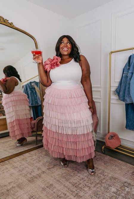 Carrie Bradshaw but make it curvy✨💐 

TANK XXL
SKIRT 3X runs large

Plus Size Wedding Guest Outfit, carrie bradshaw, summer trends, spring outfit inspo, plus size fashion, vacation, pink outfit, maxi skirt

#LTKstyletip #LTKplussize #LTKfindsunder50