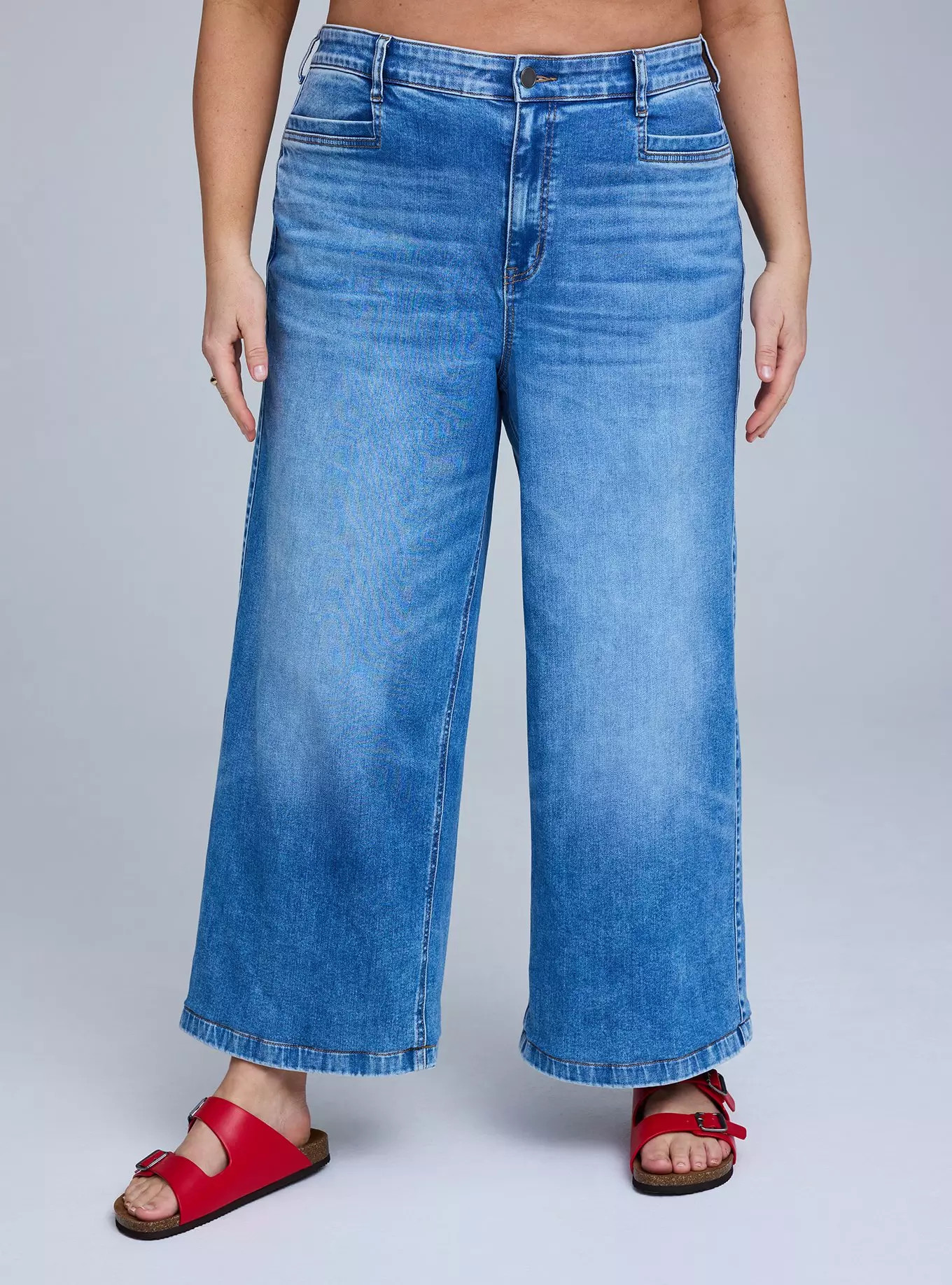 Belle Isle Crop High-Rise Wide Leg Jean | Torrid (US & Canada)
