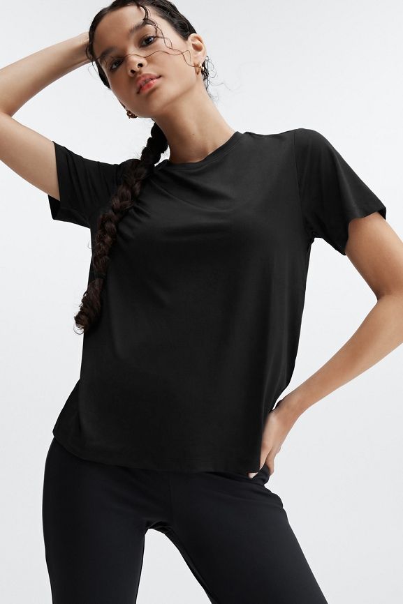 Blake Short-Sleeve Tee | Fabletics