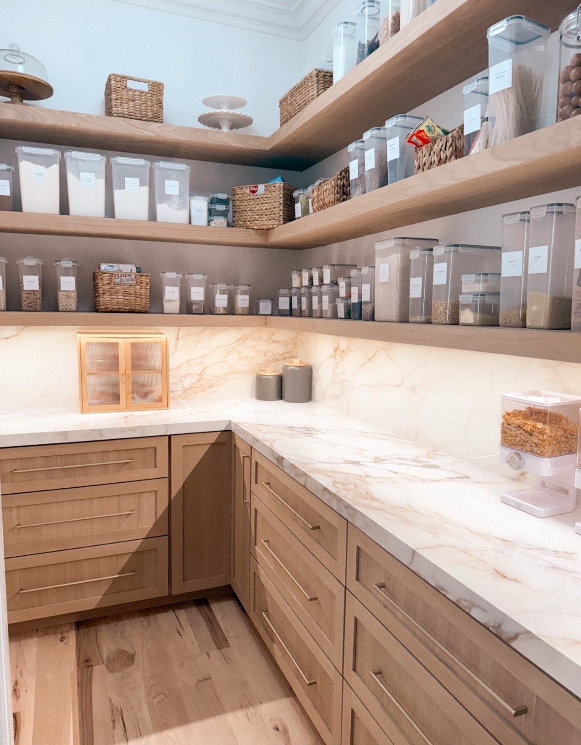 Pantry organizationn

#LTKU #LTKHome