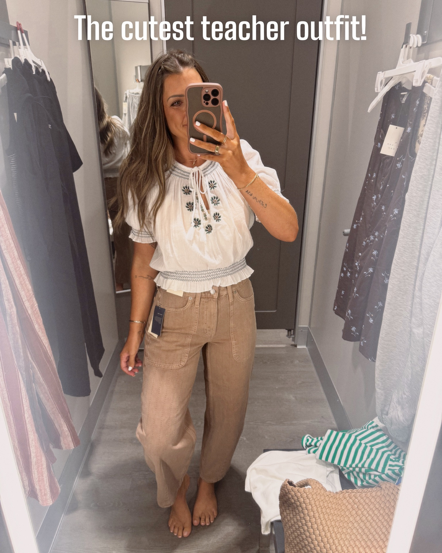 Teacher outfit idea!
Back to school 
Fall transition