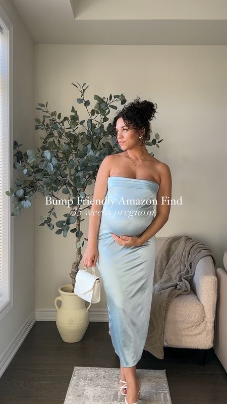 Wearing a large in this dress at 35 weeks pregnant. 

Bump friendly dresses, bump friendly fashion, baby shower dresses, maternity dresses, Amazon fashion, Amazon dress, Amazon Canada dresses

#LTKfindsunder100 #LTKbump #LTKbaby