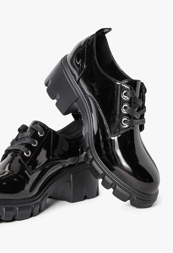 Sofia Lace-Up Oxford | JustFab