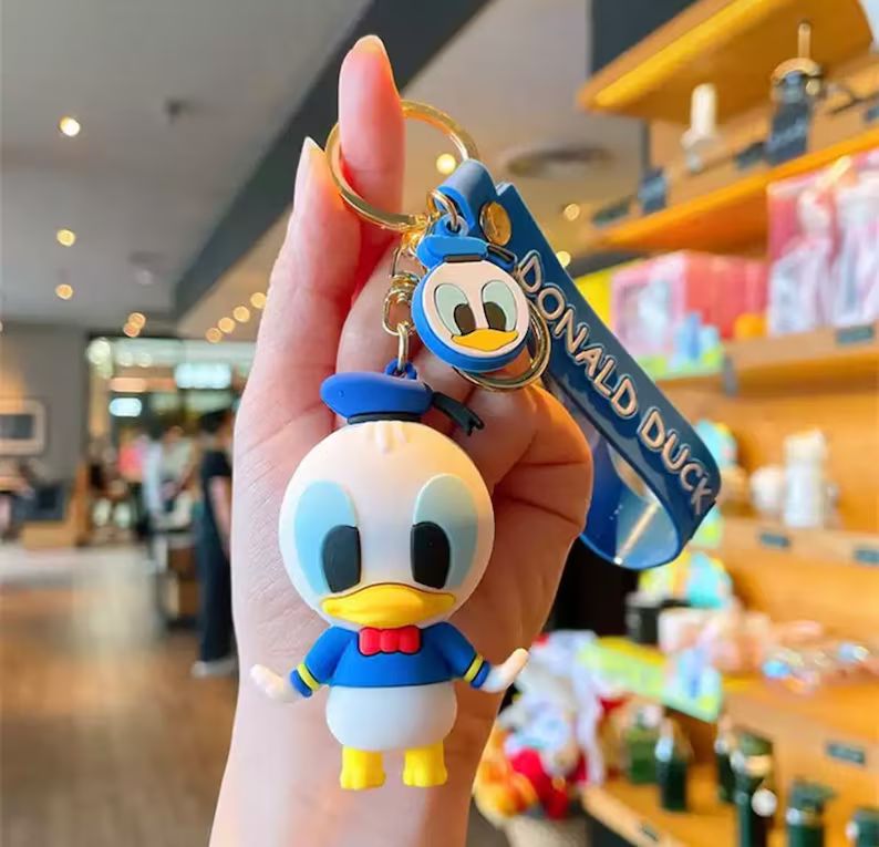 Daisy & Donald Duck Keychain | Etsy (US)