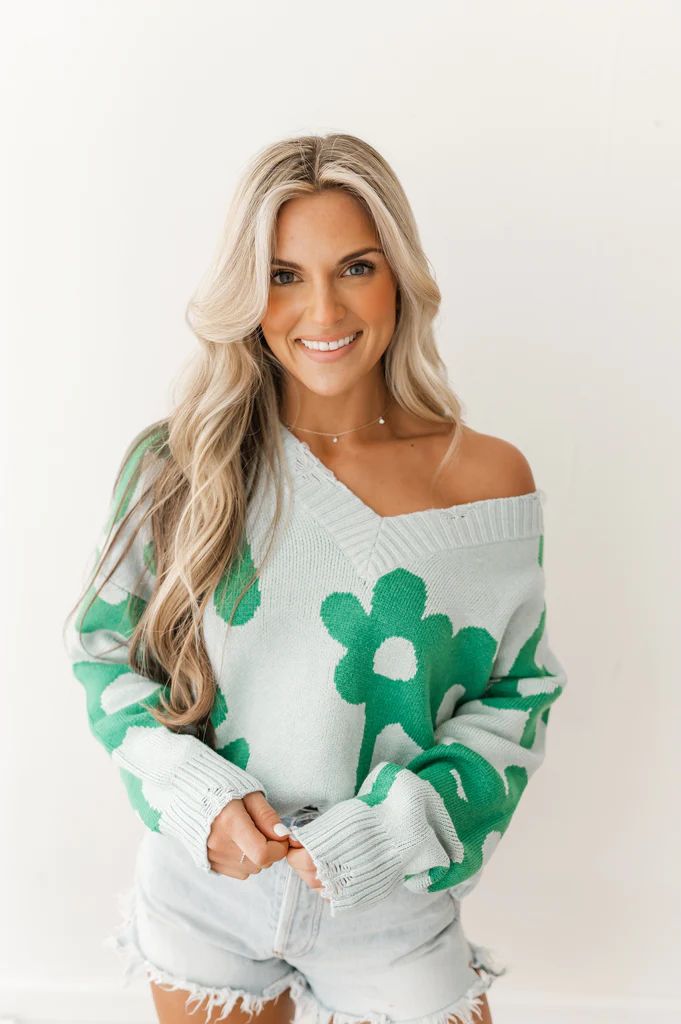 Daisy Green V-neck Sweater | She Is Boutique