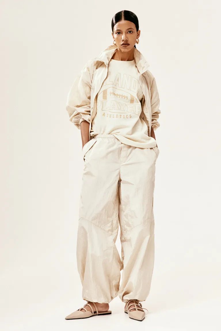 Oversized T-shirt - Round Neck - Short sleeve - Light beige/Orlando - Ladies | H&M US | H&M (US + CA)
