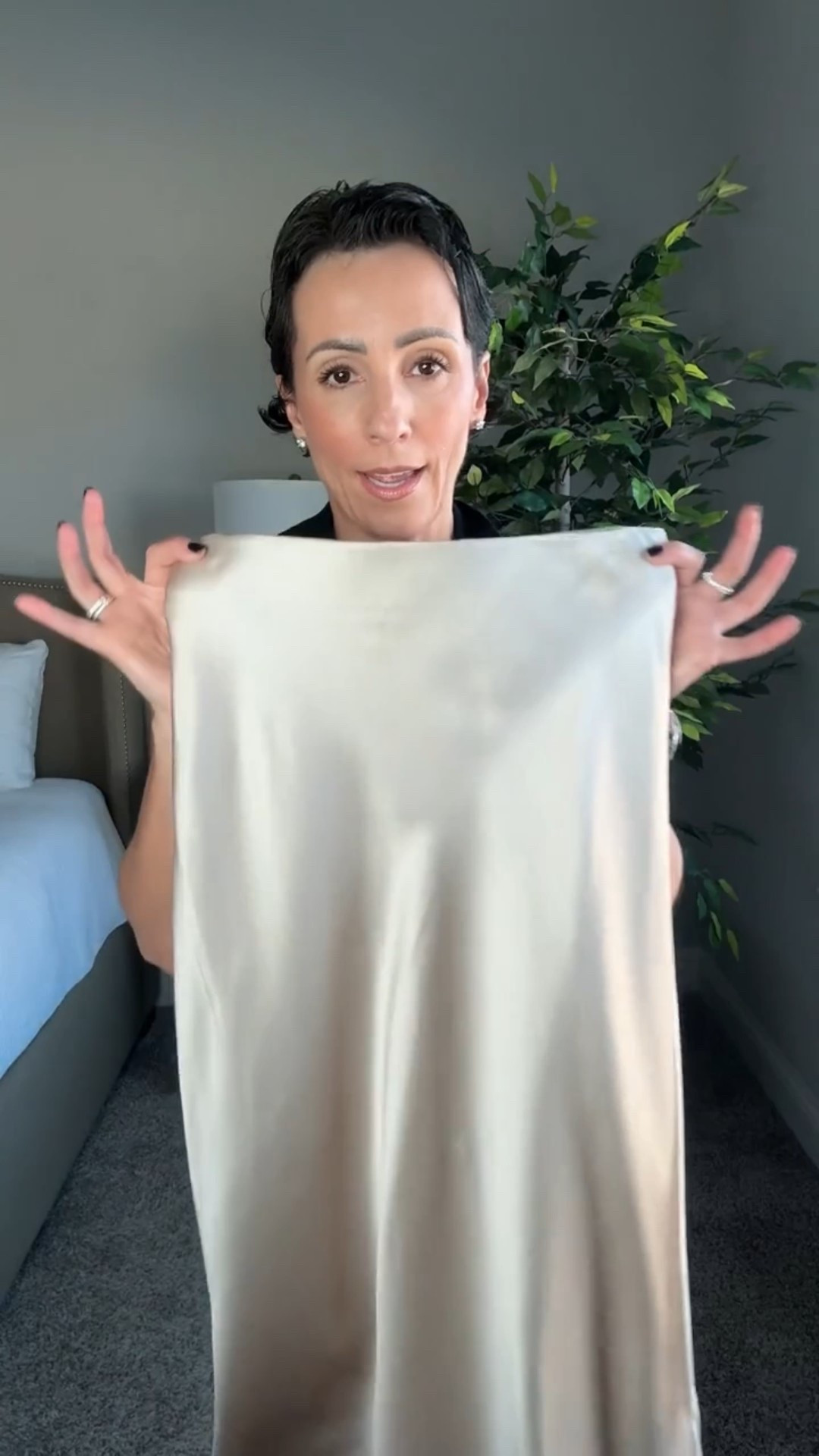  A silk slip skirt is one of the most versatile pieces you can own—elegant, effortless, and easy to dress up or down. ✨ This champagne silk skirt from @onequince is not only stunning but also machine washable (yes, really!).

I styled it with a ribbed sleeveless polo for a modern, relaxed look, but this piece works just as well with heels and a blazer for the office or sneakers for a casual day out. #QuincePartner

#LTKStyleTip #LTKWatchNow