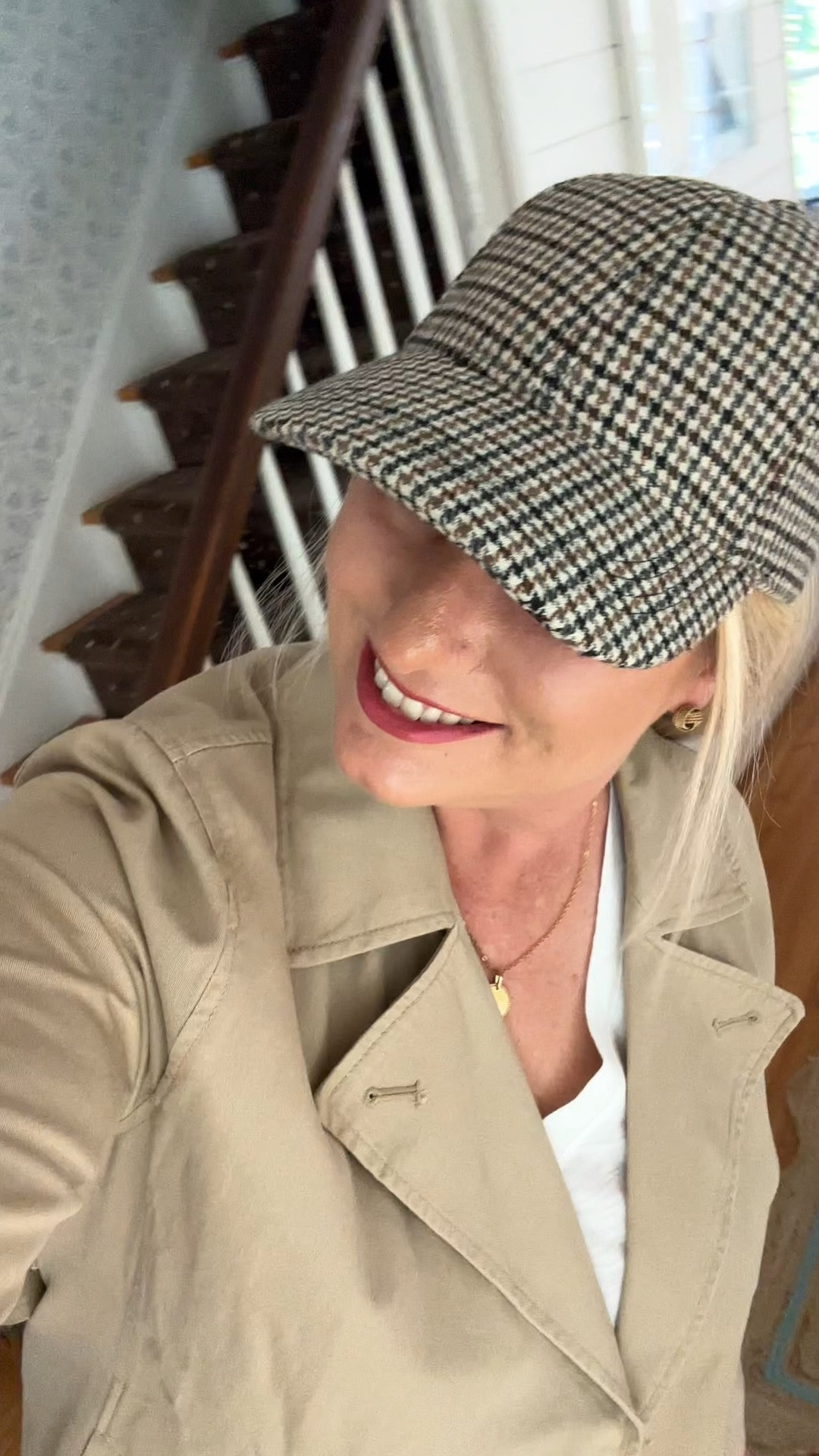 Another afternoon another soccer game ⚽️…what I’m wearing to my son’s game today. Love this houndstooth ball cap for a touch of fall 🍁, khaki trench coat, comfy vneck white tee, black active pants, and a gold necklace.

#LTKOver40 #LTKVideo #LTKActive