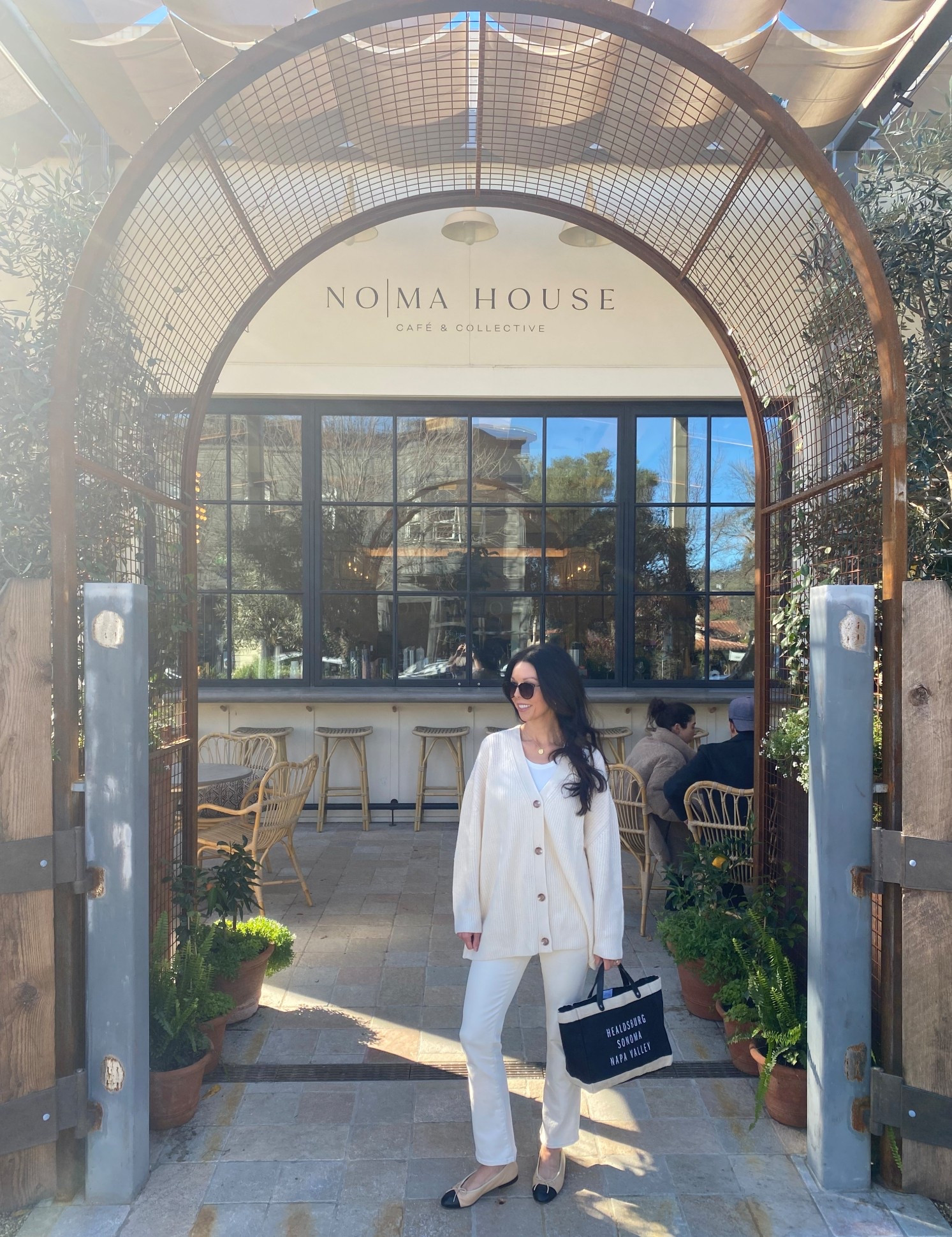 SALE alert on my Mongolian cashmere oversized boyfriend cardigan sweater from Quince. Comes in several colors and is on sale today only! True to size. I’m wearing a small. 

Quince sweater sale
Quince cashmere sweater 

#LTKSeasonal #LTKOver40 #LTKSaleAlert