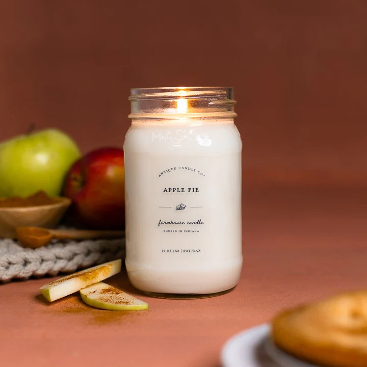 Apple Pie 16 oz candle | Antique Candle Co.
