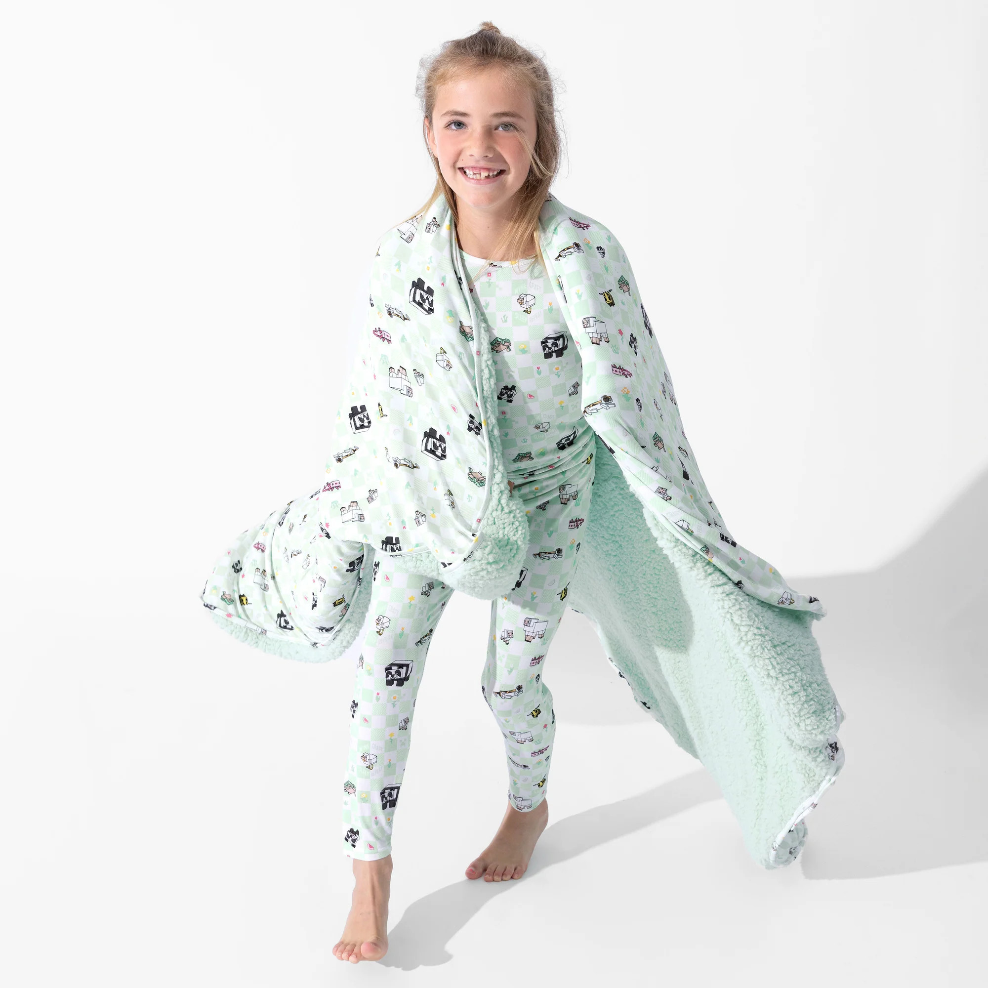 Minecraft Sleep Repeat Bamboo Sherpa Blanket | Bellabu Bear