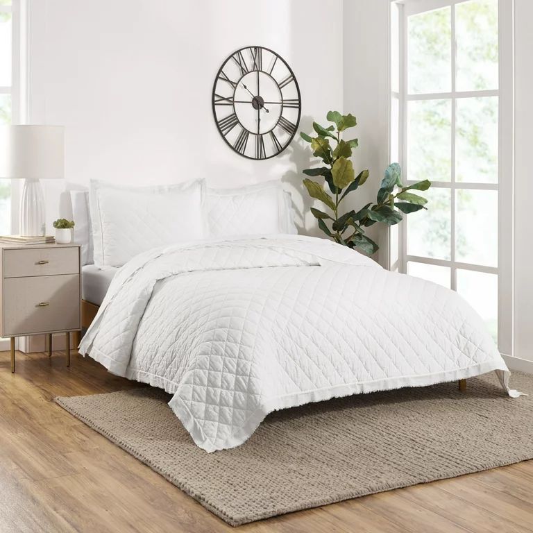 Gap Home Washed Frayed Edge Organic Cotton Quilt, Full/Queen, White | Walmart (US)