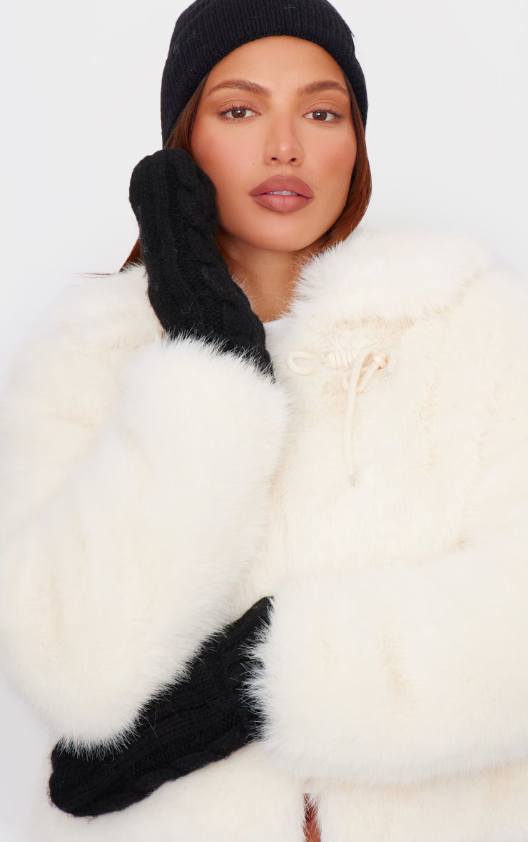 Black Cable Knit Mittens | PrettyLittleThing US