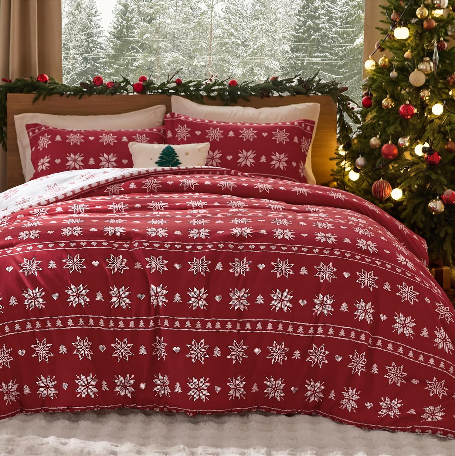 Bedsure Christmas Comforter Set Queen - Christmas Bed Set with Snowflakes, Soft Bedding for Holid... | Amazon (US)