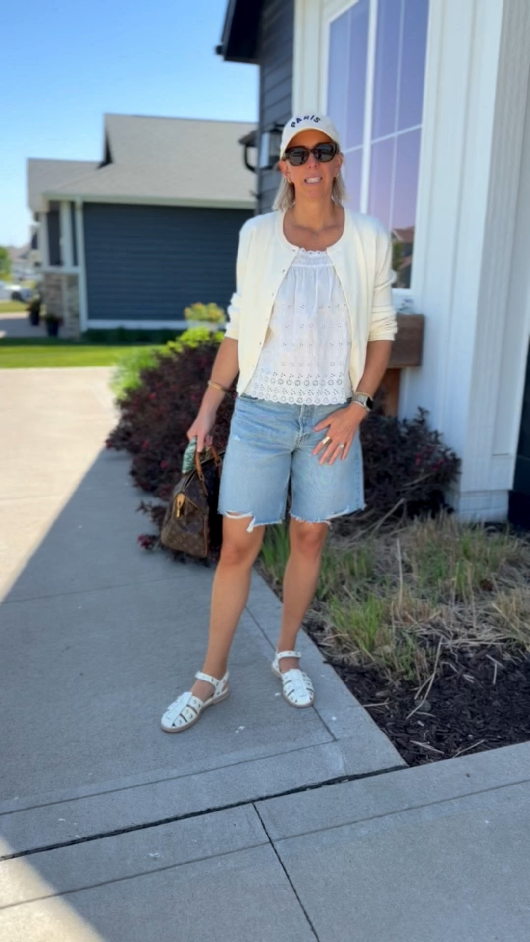 Today’s OOTD with the Madewell denim shorts that
are so flattering and comfortable. I sized up in mine for a relaxed fit. The mid-rise is perfect  👏🏻
Get 20% off right now

#LTKSaleAlert #LTKootd #LTKSeasonal