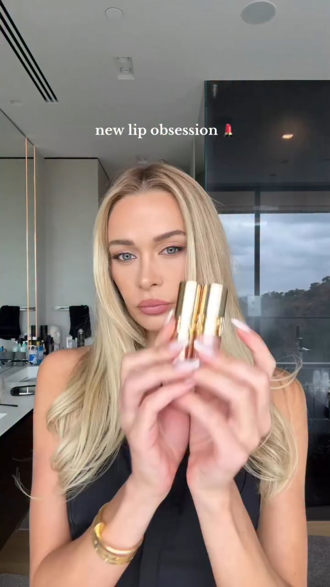 Final touches @yslbeauty 💄

wearing YSL Beauty Candy Glaze Lip Gloss Stick + Loveshine Plumping Lip Oil Gloss ✨
 #YSLBeautyShimmerLip #giftedbyyslbeauty