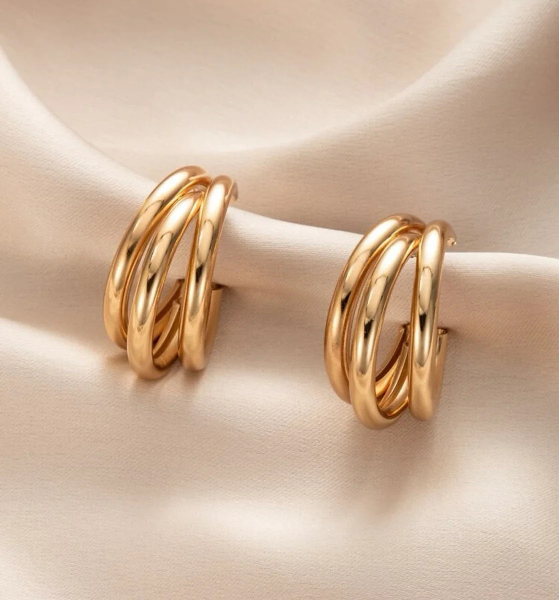 Bhavreet Hoop Earrings | Aaniya Boutique