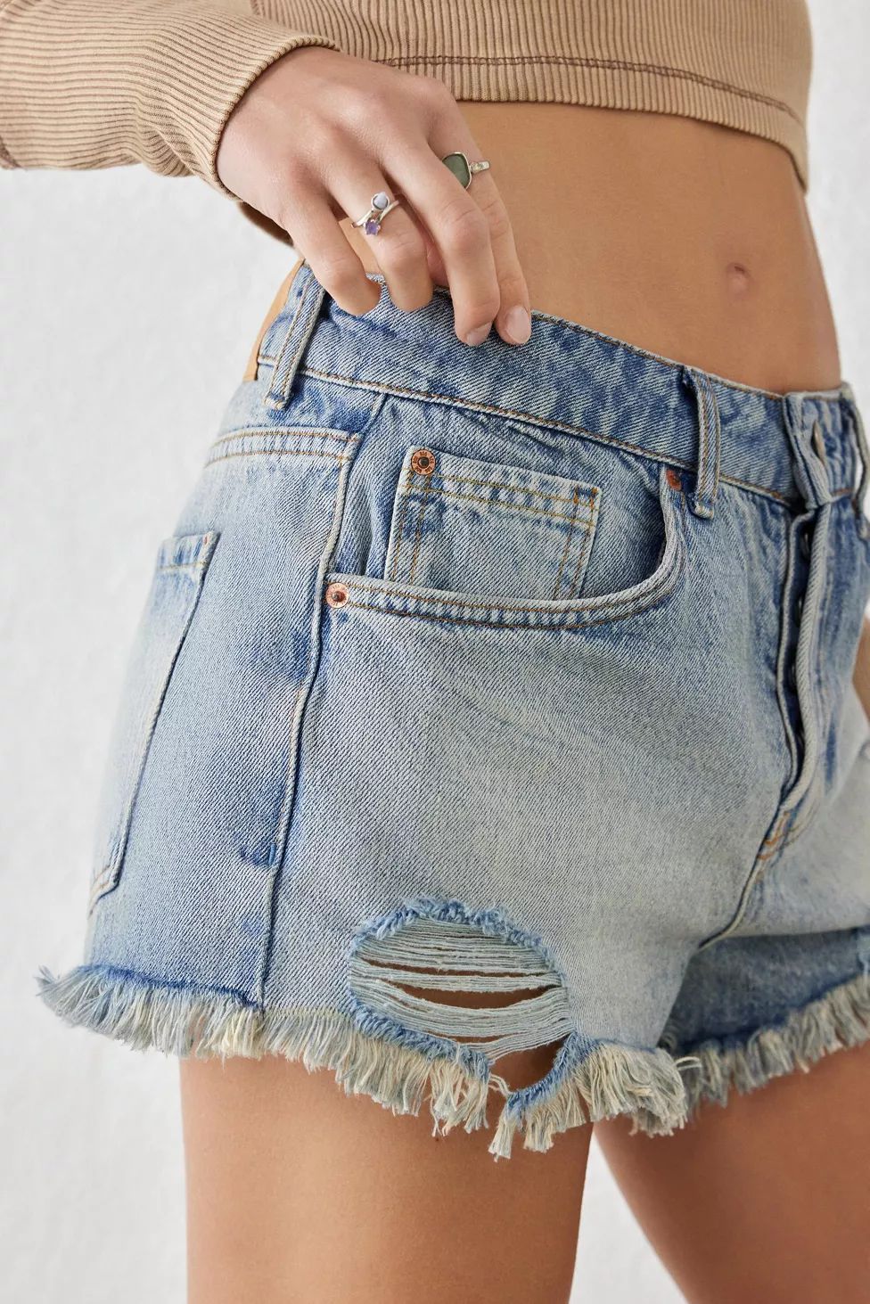 BDG Calli Distressed Denim Mini Short | Urban Outfitters (US and RoW)