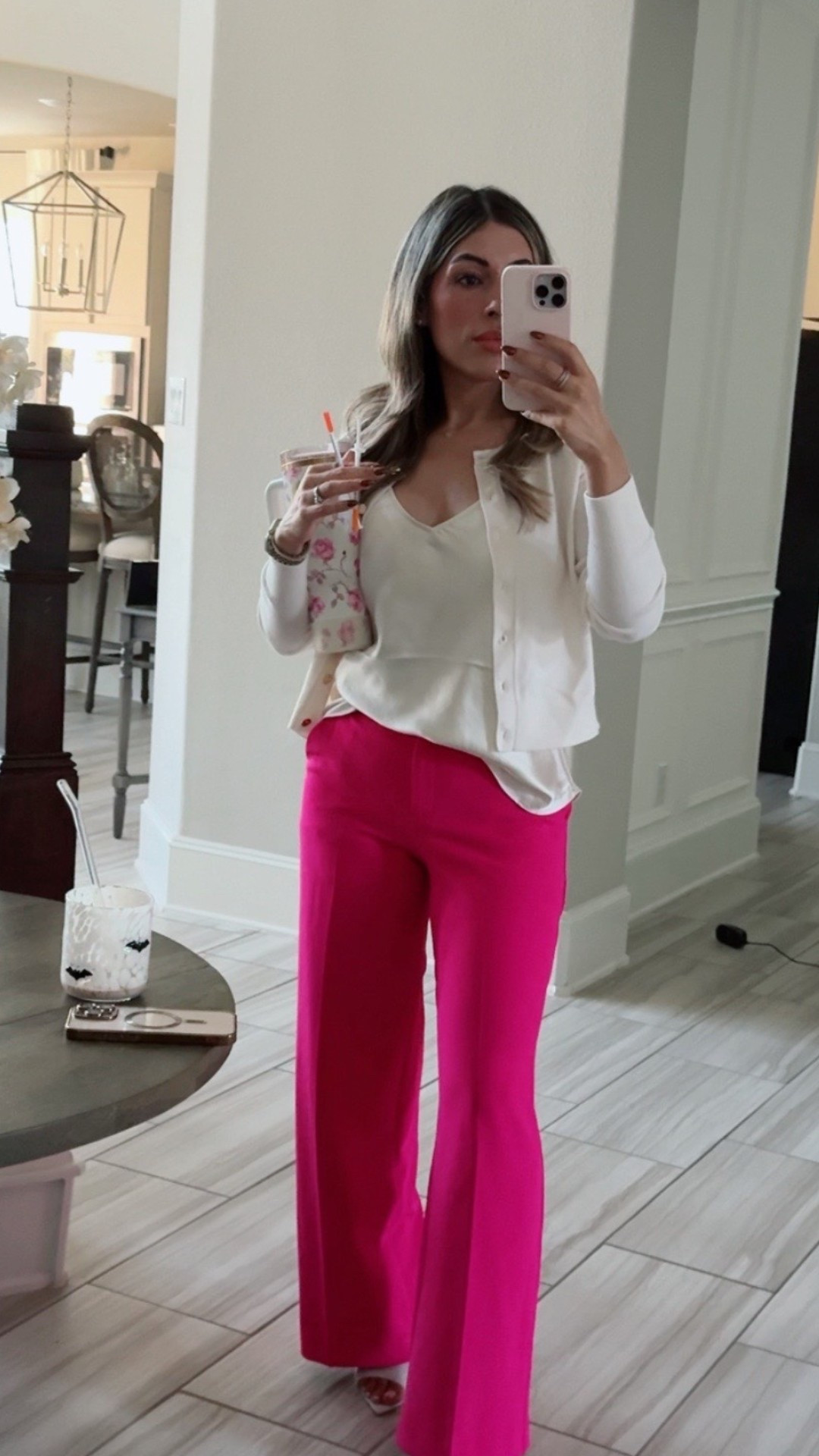 Wearing a size small in the top and size 2 in the pants. For reference, I’m 5’3” and 139 lbs 