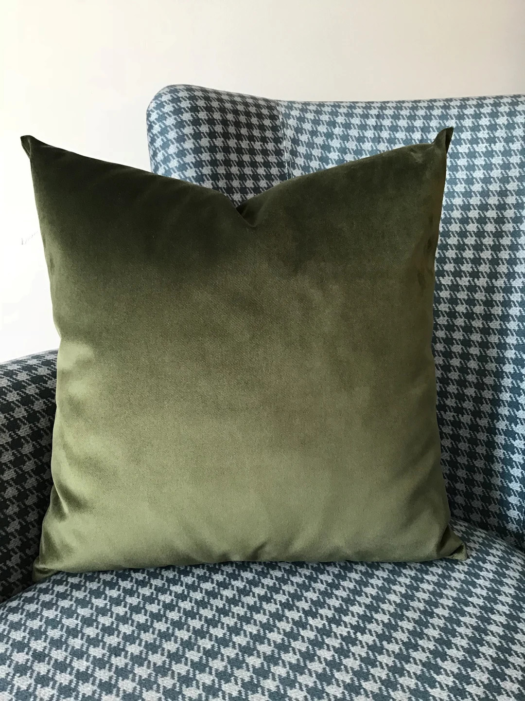 Moss Green Velvet Cushion Cover, Elegant Green Velvet Pillow, Decorative Luxury Vellvet Pillow fo... | Etsy (US)
