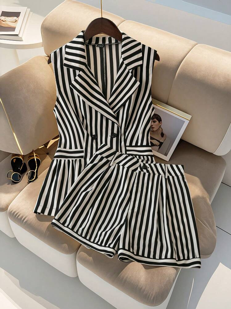 Franclia Black And White Striped Sleeveless Blazer And Shorts Two-Piece Set | SHEIN