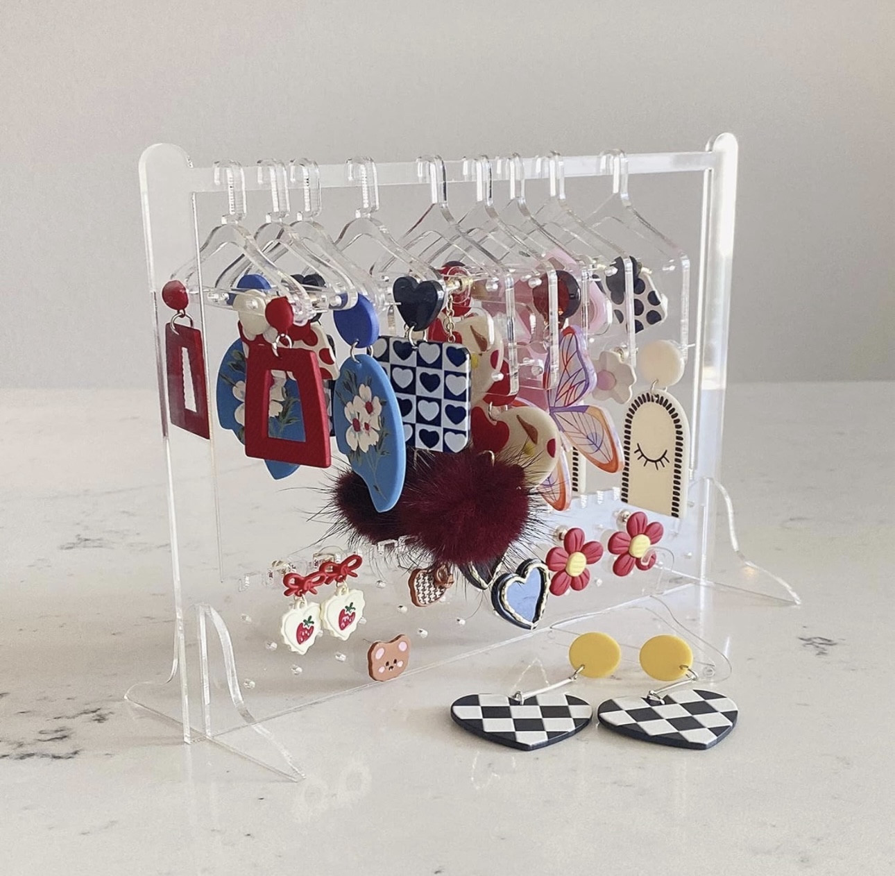 lemonadeus Cute Earring Rack Holder Coat Hangers Stand Unique Earring Closet Acrylic Earring Display Stand Earrings Organizer Ear Stud Holder (crystal clear)

This is the cutest earring stand I’ve ever seen! Now only $10.99

#LTKGiftGuide #LTKbeauty #LTKstyletip
