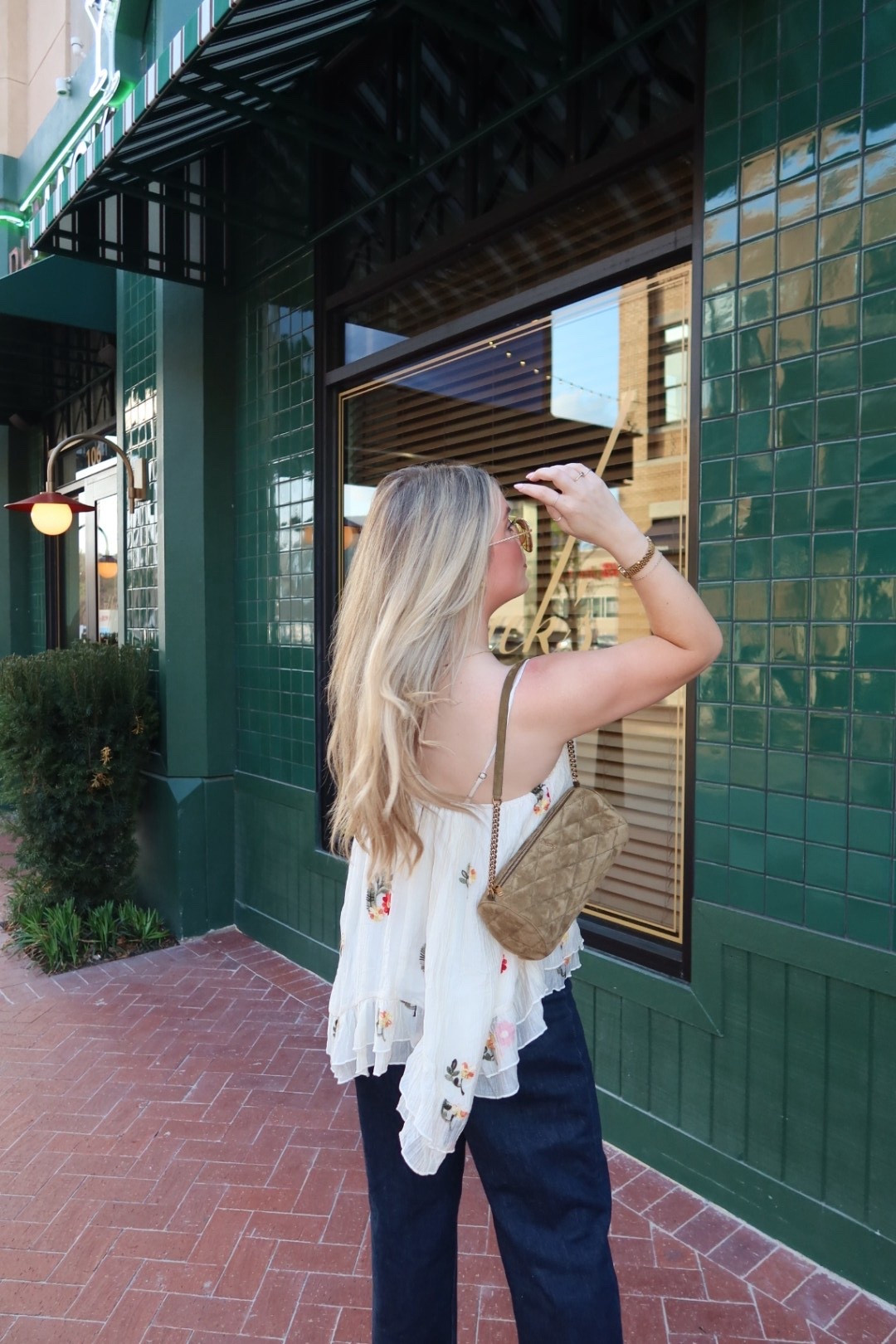 @Zara denim Lulus top @keeksdesignerhandbags handbag (code: KENNEY50 for $$$ off your purchase) 

#LTKSeasonal #LTKspringtrends #LTKspring