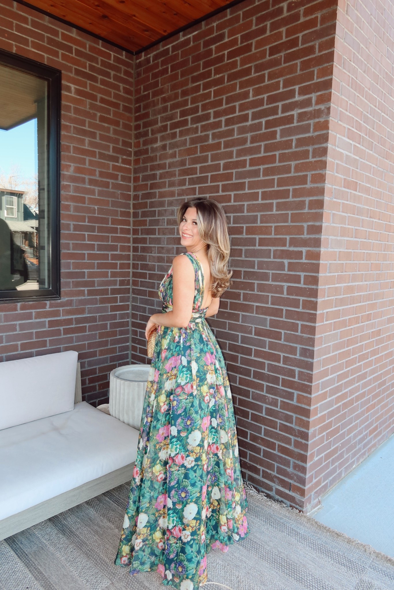 Green floral wedding guest and formal event dress

Saks code: freeship
Mac duggal code: emerson10
Electric picks code: emerson20

I sized down one in this dress

Wedding guest
Formal event
Black tie
Floral
Winter event
Special occasion

#LTKWedding #LTKSeasonal #LTKgrwm
