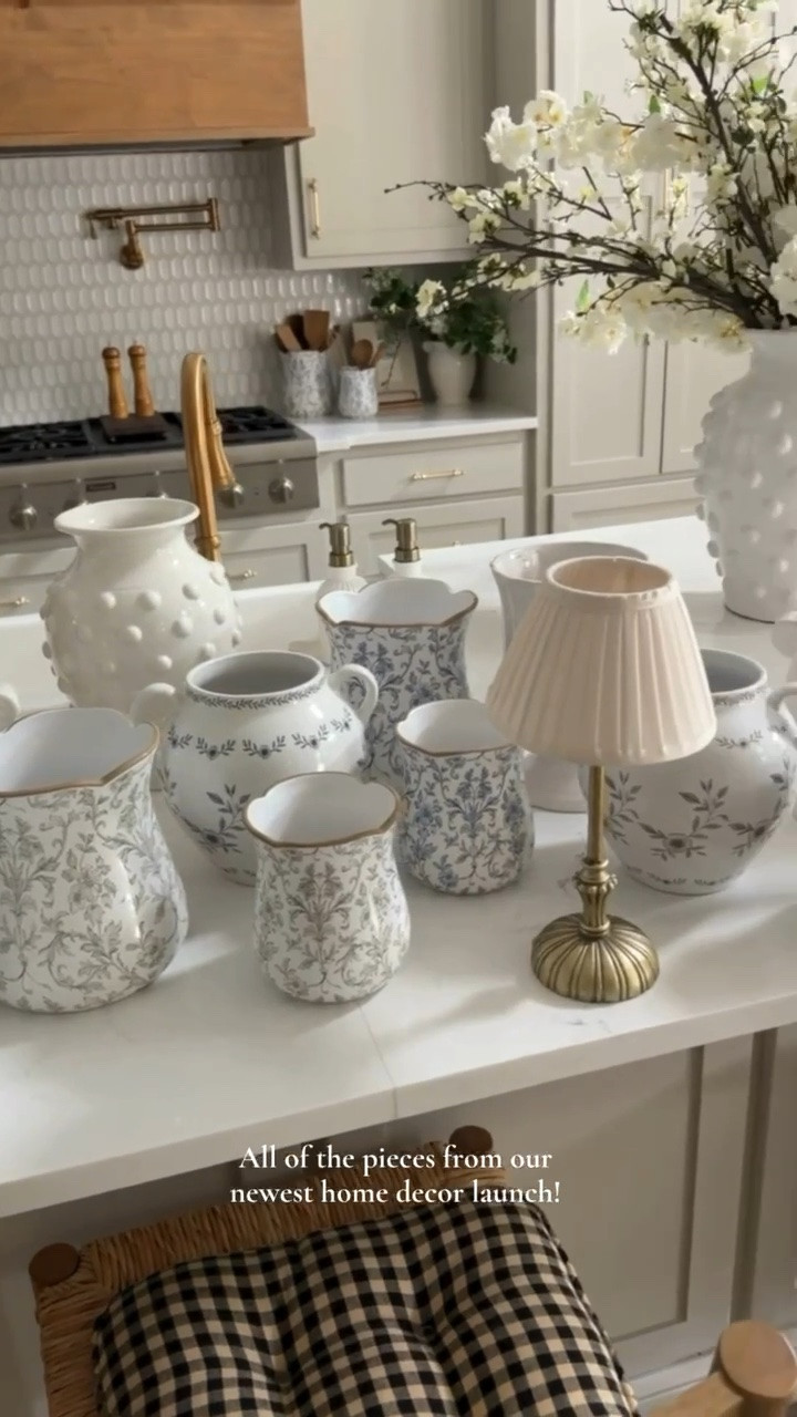 Loving these cutie vases from our recent decor launch!

#LTKSeasonal #LTKHome