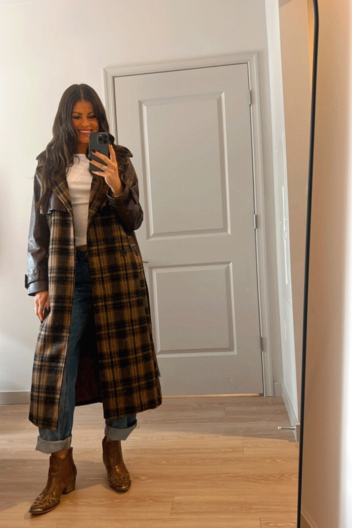 A moment for the perfect fall coat, with the best leather and fabric detailing 🧥. This was I need it, I want it, and whatever’s in between that! Runs true to size, wearing XS {would size up to wear any heavy layer underneath} 🤎🍂

#LTKSeasonal #LTKStyleTip #LTKSaleAlert