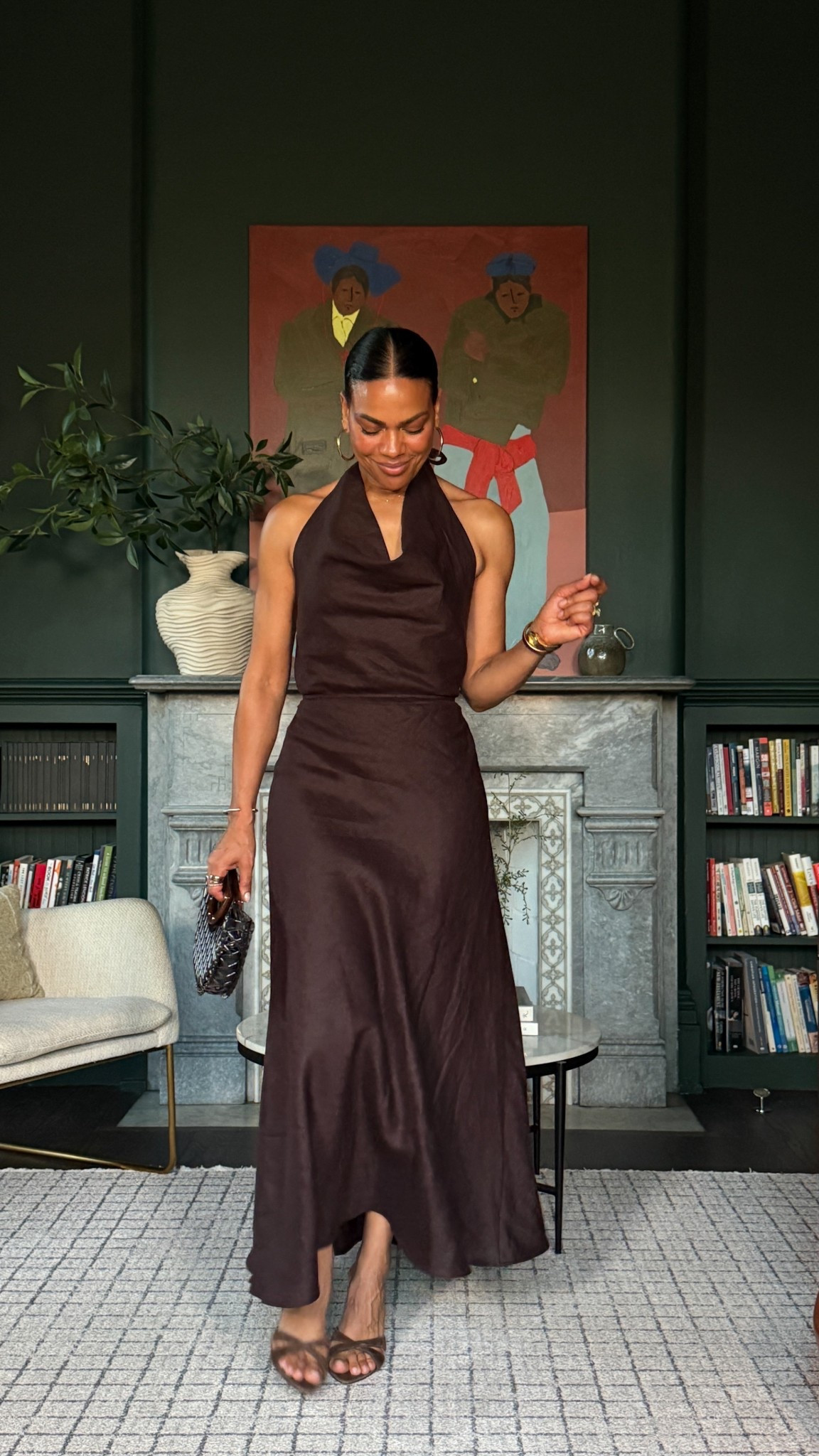 Love this linen backless moment from DISSH! Runs tts

#LTKgrwm #LTKOver40 #LTKootd