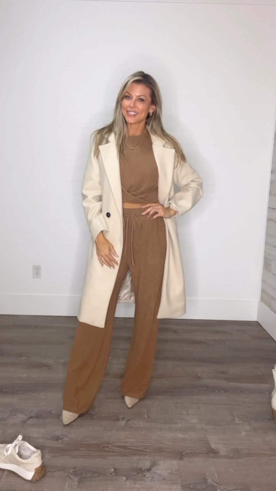 Wearing size small
Pants inseam is 31 inches 

#LTKTall #LTKFallSale #LTKTravel