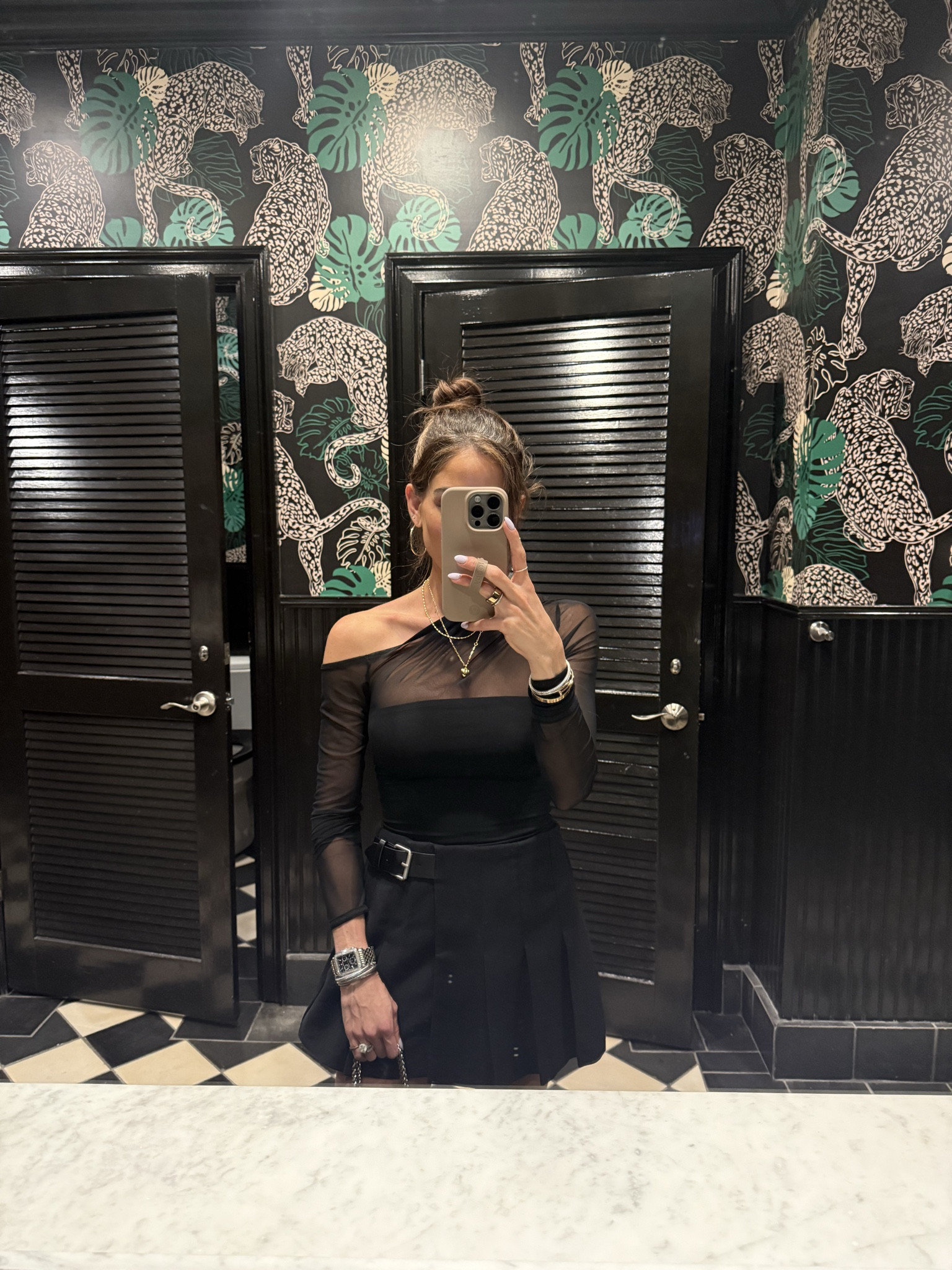 Date night Valentine’s Day outfit size xxs 

#LTKSaleAlert #LTKPetite #LTKWorkwear