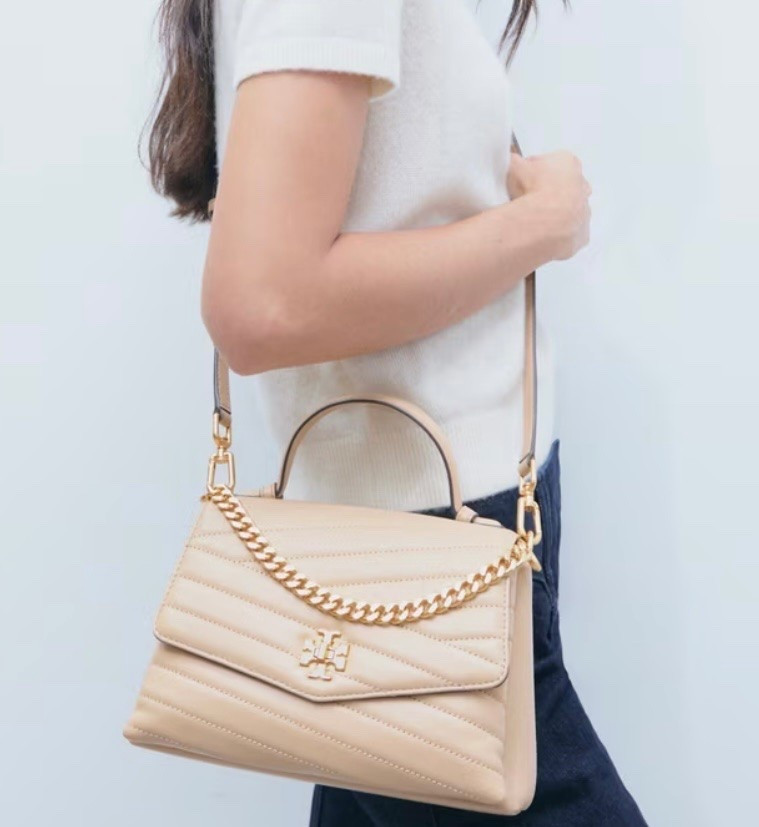 Tory Burch shoulder bag sale find.  Multiple colors

#LTKgrwm #LTKSaleAlert #LTKootd